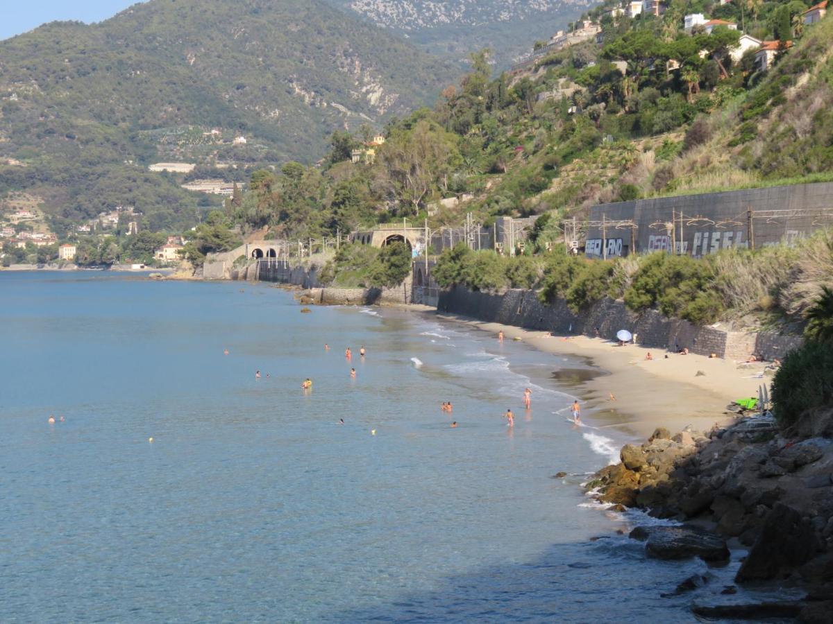 Amaita Apartamento Ventimiglia Exterior foto